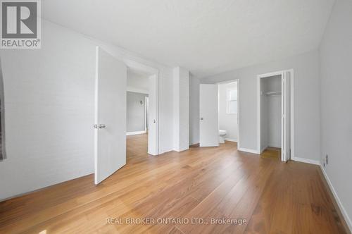 1076 Clearview Avenue, Burlington, ON 