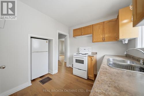 1076 Clearview Avenue, Burlington, ON 
