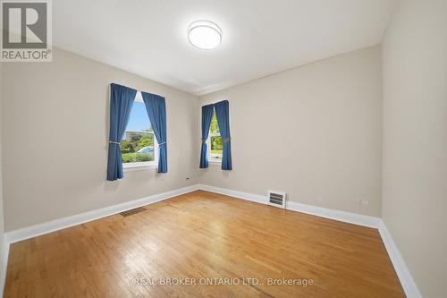 1076 Clearview Avenue, Burlington, ON 