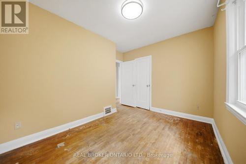 1076 Clearview Avenue, Burlington, ON 