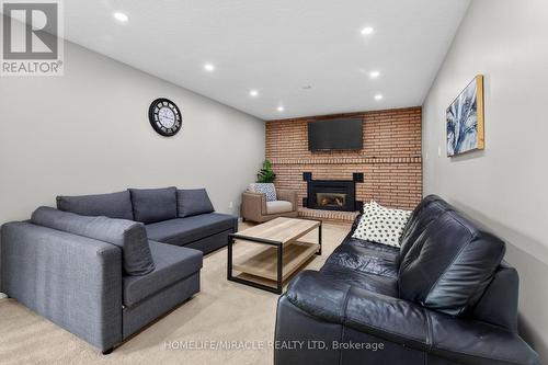34 Capri Crescent, Hamilton, ON 