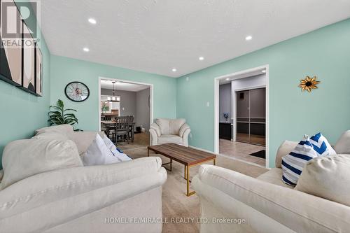 34 Capri Crescent, Hamilton, ON 