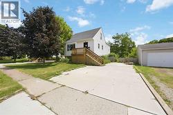 782 KEMBER AVENUE Sarnia, ON N7S 2T3