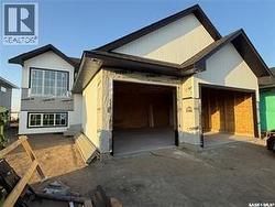 806 Woods CRESCENT Warman, SK S0K 4S0