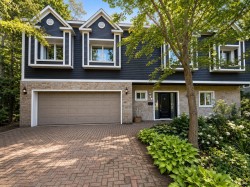 19 Av. Westwood Pointe-Claire, QC H9S 4Y6