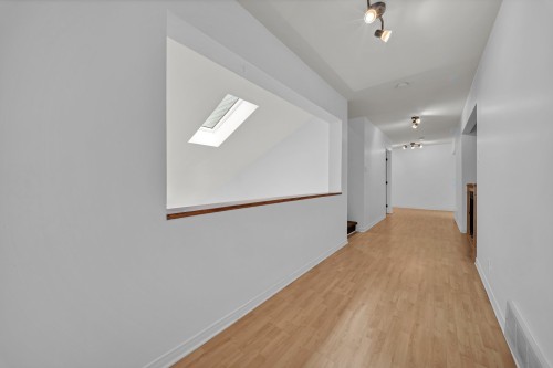Hall d'entrée/Vestibule - 19 Av. Westwood, Pointe-Claire, QC 