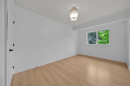 Chambre à coucher - 19 Av. Westwood, Pointe-Claire, QC 