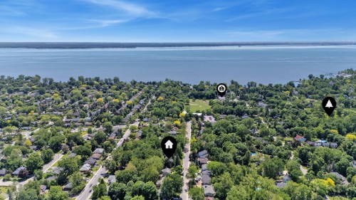 Photo aérienne - 19 Av. Westwood, Pointe-Claire, QC 