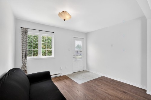 Hall d'entrée/Vestibule - 178 33E Avenue, Pointe-Calumet, QC 