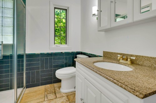 Salle de bains - 5274 Rue Morin, Val-Morin, QC 