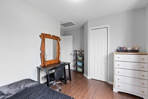 Chambre à coucher - 73 Rue A. Pharand, Saint-Polycarpe, QC 