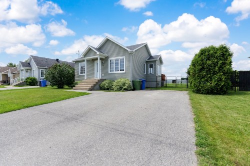 Chambre à coucher - 73 Rue A. Pharand, Saint-Polycarpe, QC 