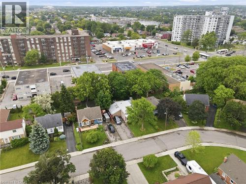 4 Duncombe Drive, Hamilton, ON 