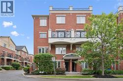 43 HAYS Boulevard Unit# 4 Oakville, ON L6H 0J1