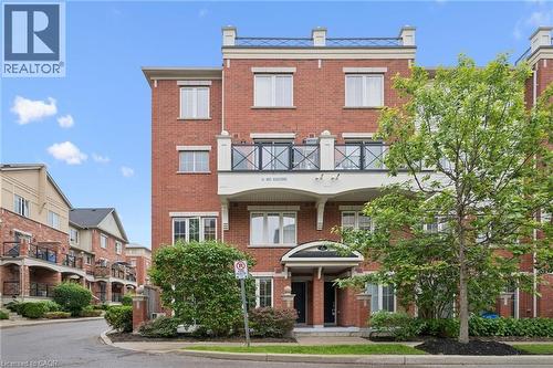 43 HAYS Boulevard Unit# 4  Oakville, ON L6H 0J1