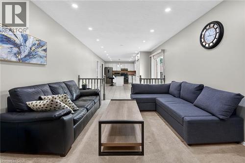 34 Capri Crescent, Hamilton, ON 