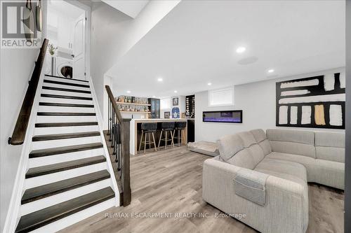 1228 Fox Crescent, Milton, ON 