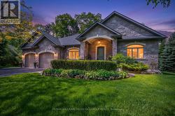 2 HILLTOP COURT Springwater, ON L9X 0H5
