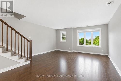 670 Danaca Private, Ottawa, ON 