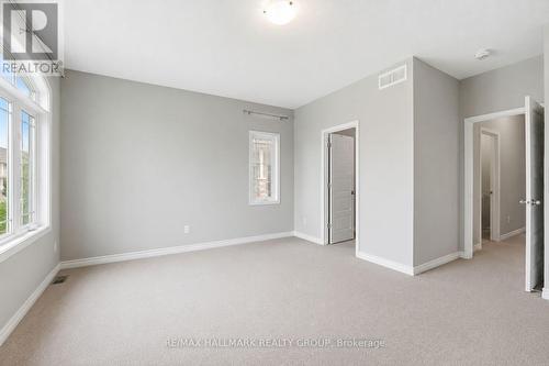 SPACIOUS PRIMARY BEDROOM WITH ENSUITE - 670 Danaca Private, Ottawa, ON 