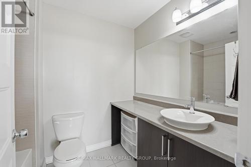 PRIMARY BEDROOM ENSUITE - 670 Danaca Private, Ottawa, ON 