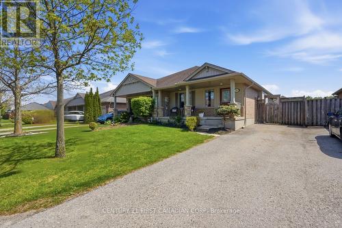 30 Pear Tree Avenue, St. Thomas, ON 