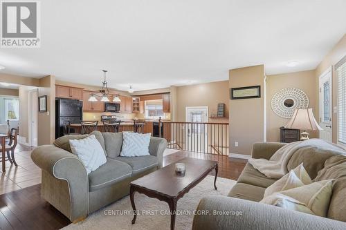 30 Pear Tree Avenue, St. Thomas, ON 