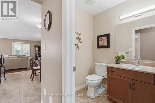 30 Pear Tree Avenue, St. Thomas, ON 