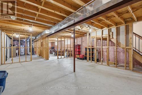 30 Pear Tree Avenue, St. Thomas, ON 