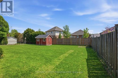30 Pear Tree Avenue, St. Thomas, ON 