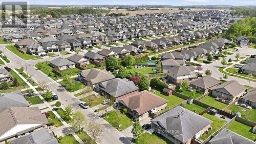 30 Pear Tree Avenue, St. Thomas, ON 
