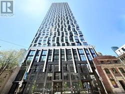 5315 - 252 CHURCH STREET Toronto, ON M5B 1Z5