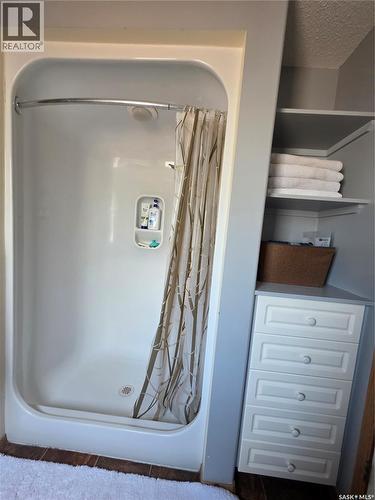 705 Sun Valley Drive, Estevan, SK 