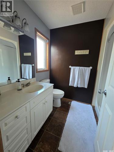 705 Sun Valley Drive, Estevan, SK 