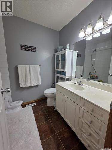 705 Sun Valley Drive, Estevan, SK 