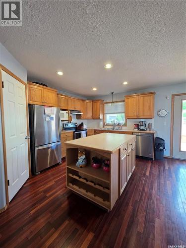 705 Sun Valley Drive, Estevan, SK 