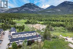 200 BLACK FOREST Trail Unit# 702 Invermere, BC V0A 1K7