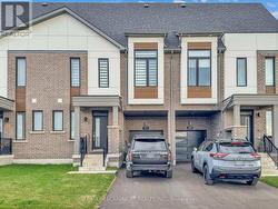 104 SETTLERS ROAD E Oakville, ON L6H 7W5