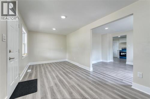 88 Lorne, Chatham, ON 