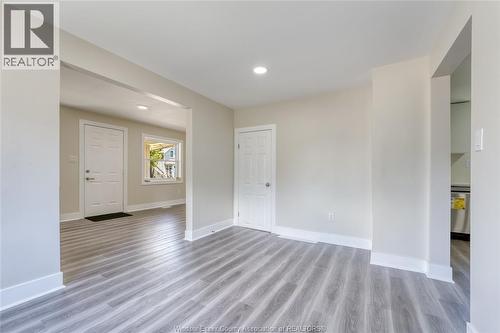 88 Lorne, Chatham, ON 
