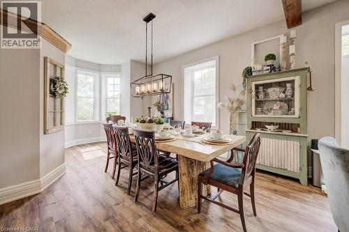 35 Schweitzer Street, Kitchener, ON - Indoor Photo Showing Dining Room
