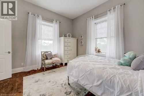 35 Schweitzer Street, Kitchener, ON - Indoor Photo Showing Bedroom
