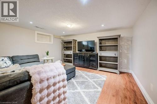 35 Schweitzer Street, Kitchener, ON - Indoor