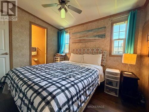 7 Hickory Lane, Port Colborne (Sherkston), ON 