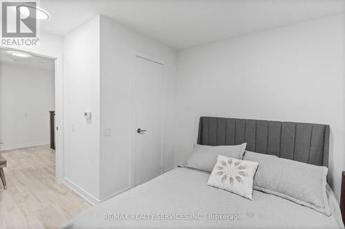 115 - 251 Manitoba Street, Toronto, ON 