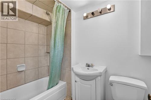 128 Hadeland Avenue, Hamilton, ON 
