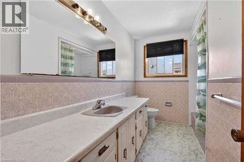 128 Hadeland Avenue, Hamilton, ON 