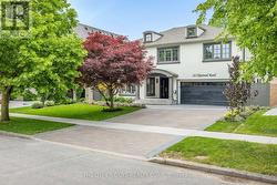 18 CHIPSTEAD ROAD Toronto, ON M3B 3E6