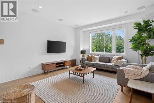 206 Canada Street, Hamilton, ON 