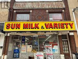 226 VAUGHAN ROAD Toronto, ON M6C 2M6